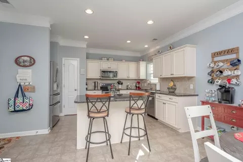 Kitchen - 319 Skye Rd, Easley, SC 29642 photo 2 of 4