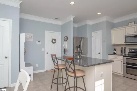 Kitchen - 319 Skye Rd, Easley, SC 29642 photo 3 of 4