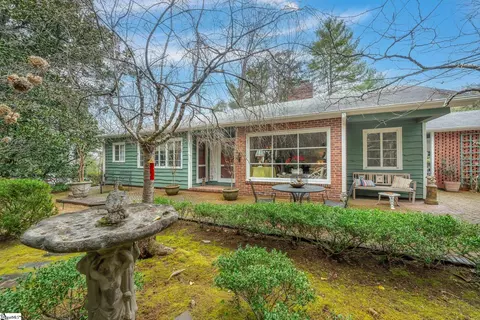 30 Pine Crest Ln, Tryon, NC 28782