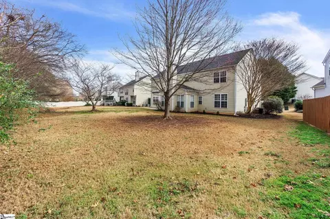 Exterior - 7 Blanton Ln, Greer, SC 29650 photo 3 of 7