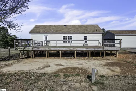 Exterior - 524 Acker Rd, Belton, SC 29627 photo 3 of 5