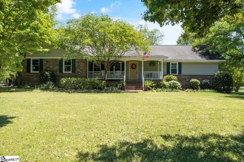 302 Sherard Rd, Belton, SC 29627