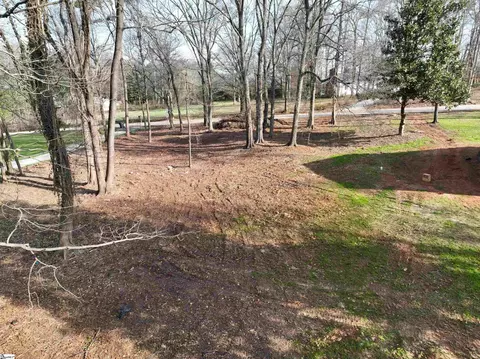 124 Howell Cir, Greenville, SC 29615