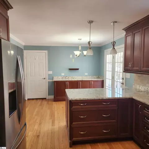 Kitchen - 102 Camperdown Ct, Easley, SC 29642 photo 2 of 7