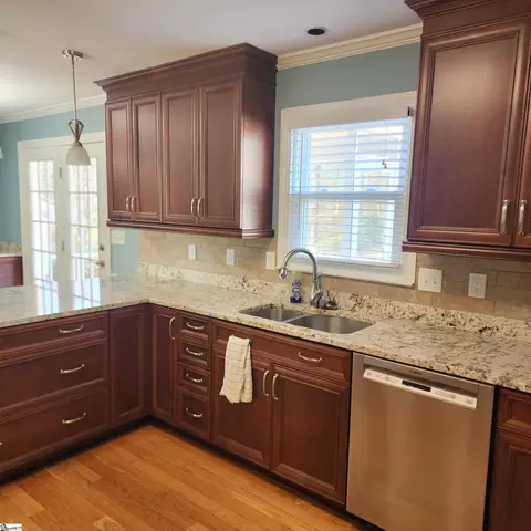 Kitchen - 102 Camperdown Ct, Easley, SC 29642 photo 1 of 7