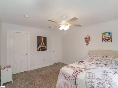 Bedroom - 415 Dickson Rd, Campobello, SC 29322 photo 10 of 11