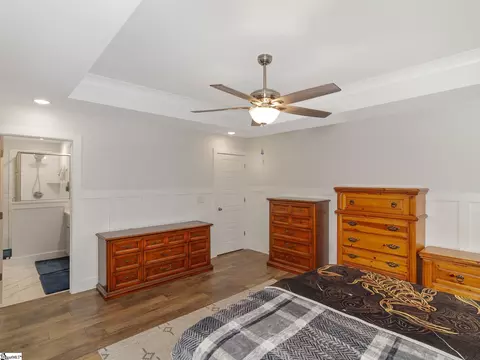Bedroom - 415 Dickson Rd, Campobello, SC 29322 photo 2 of 11