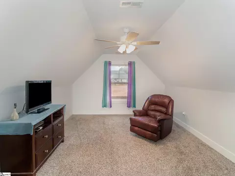 Bedroom - 415 Dickson Rd, Campobello, SC 29322 photo 11 of 11