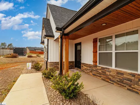Exterior - 415 Dickson Rd, Campobello, SC 29322 photo 4 of 11