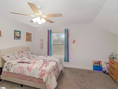 Bedroom - 415 Dickson Rd, Campobello, SC 29322 photo 8 of 11