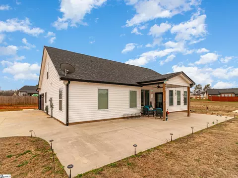Exterior - 415 Dickson Rd, Campobello, SC 29322 photo 9 of 11