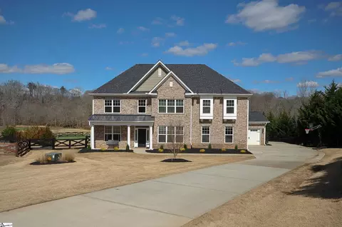 145 Modesto Ln, Simpsonville, SC 29681