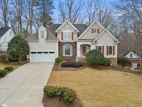 17 Dunrobin Ln, Simpsonville, SC 29681