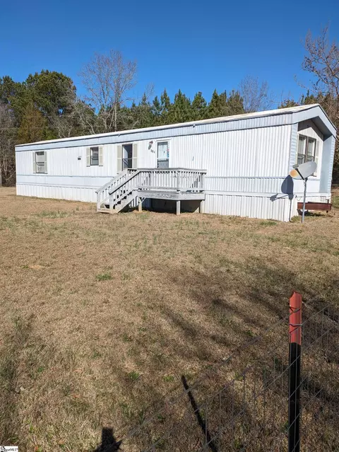 384 Rabun Church Rd, Gray Court, SC 29645