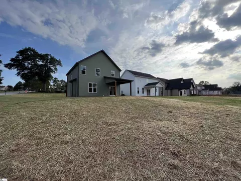 Exterior - 219 Amsterdam Rd, Easley, SC 29640 photo 3 of 3