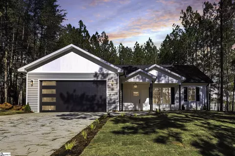106 Houndsear Trl, Spartanburg, SC 29306