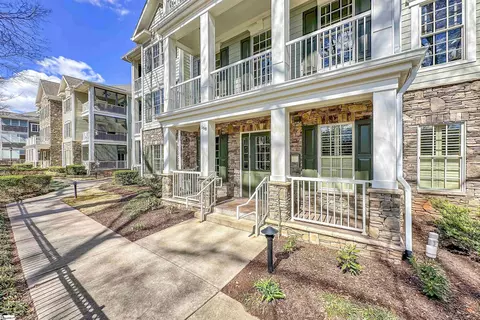 168 Ridgeland Dr # 200, Greenville, SC 29601