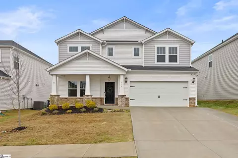 214 Pewter Cir, Simpsonville, SC 29680