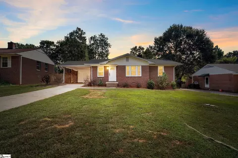 117 Farmington Rd, Greenville, SC 29605