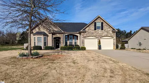 151 Pendock Ln, Piedmont, SC 29673