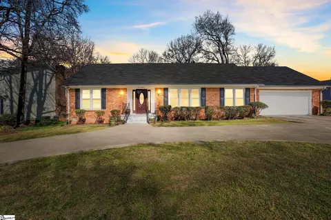 419 Longstreet Dr, Greer, SC 29650