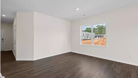 737 Embark Cir, Greer, SC 29651 photo 6