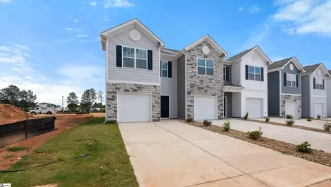 737 Embark Cir, Greer, SC 29651 photo 2