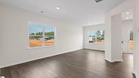 737 Embark Cir, Greer, SC 29651 photo 4