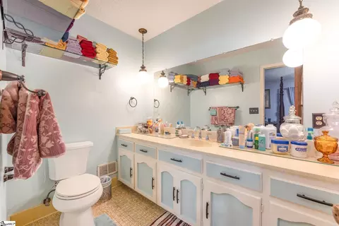 Bath - 12 Rolingreen Rd, Greer, SC 29651 photo 1 of 2