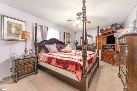 Bedroom - 12 Rolingreen Rd, Greer, SC 29651 photo 1 of 4