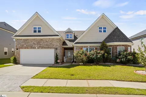207 Lindstrom Ct, Simpsonville, SC 29680