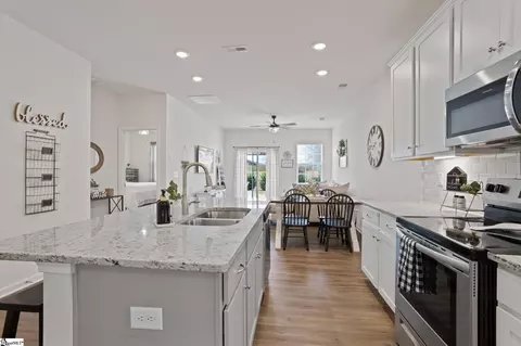 130 Aleppo Ln, Greer, SC 29651 photo 11