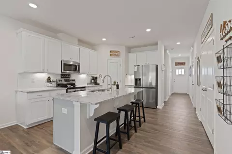 130 Aleppo Ln, Greer, SC 29651 photo 9