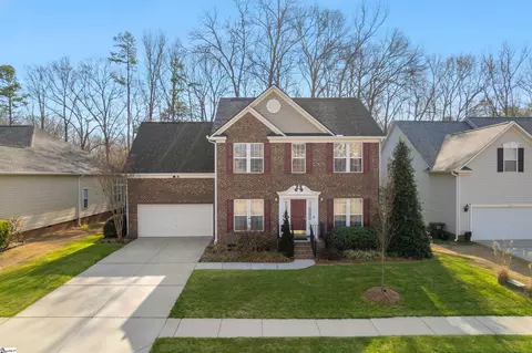 45 Waters Reach Ln, Simpsonville, SC 29681