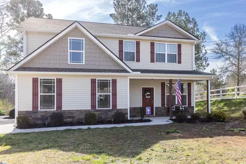 232 Redcoat Ct, Simpsonville, SC 29680