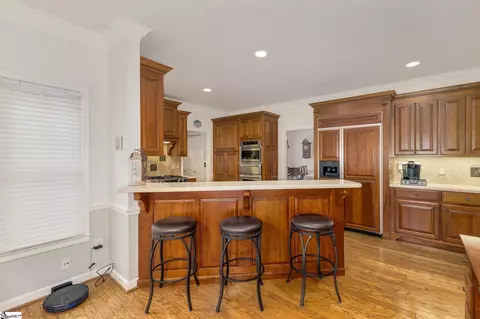 Kitchen - 304 Holborne Dr, Easley, SC 29642 photo 4 of 5