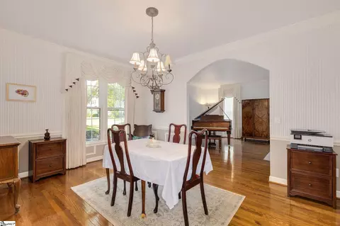 Dining - 304 Holborne Dr, Easley, SC 29642 photo 1 of 2
