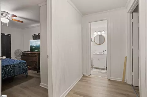 55 E Cork St, Ware Shoals, SC 29692 photo 8