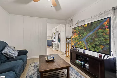 55 E Cork St, Ware Shoals, SC 29692 photo 7