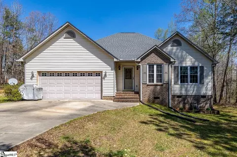 83 Old Boswell Rd, Travelers Rest, SC 29690