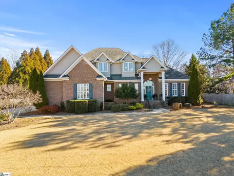 4 Argent Ct, Simpsonville, SC 29681