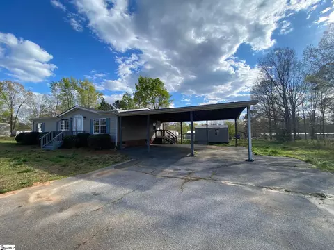 207 Archer Dr, Laurens, SC 29360