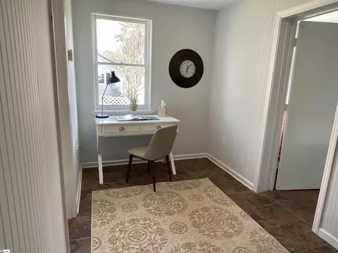 Entry Way - 441 Hickory Dr, Startex, SC 29377 photo 5 of 5