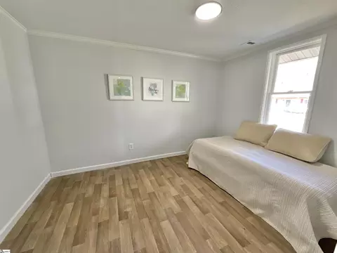 Bedroom - 441 Hickory Dr, Startex, SC 29377 photo 3 of 3