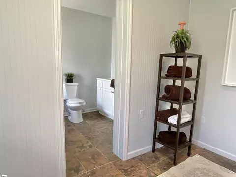 Bath - 441 Hickory Dr, Startex, SC 29377 photo 2 of 5