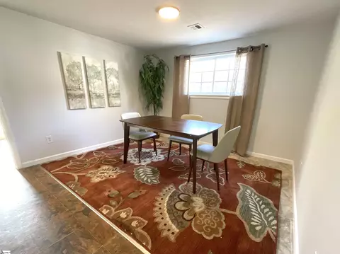 Dining - 441 Hickory Dr, Startex, SC 29377 photo 1 of 2