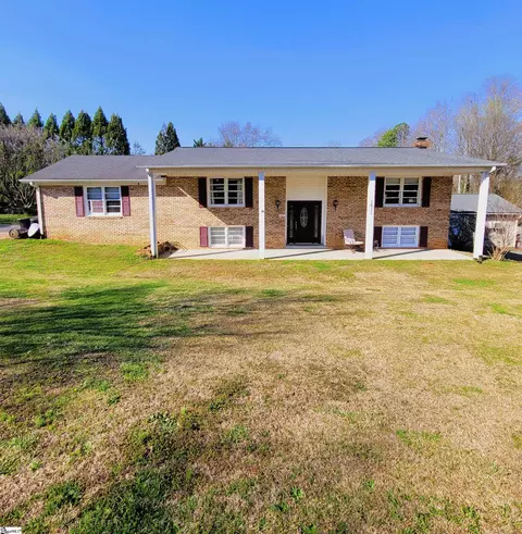 1611 Powdersville Rd, Easley, SC 29642