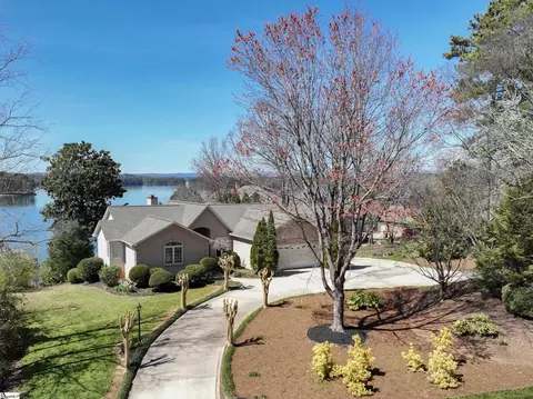 301 Wynswept Pt #LOT 13 EAST SHORES, Seneca, SC 29672