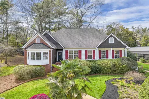 14 Swanson Ct, Greenville, SC 29609