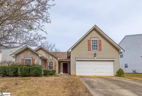112 Stockbridge Dr, Greer, SC 29650